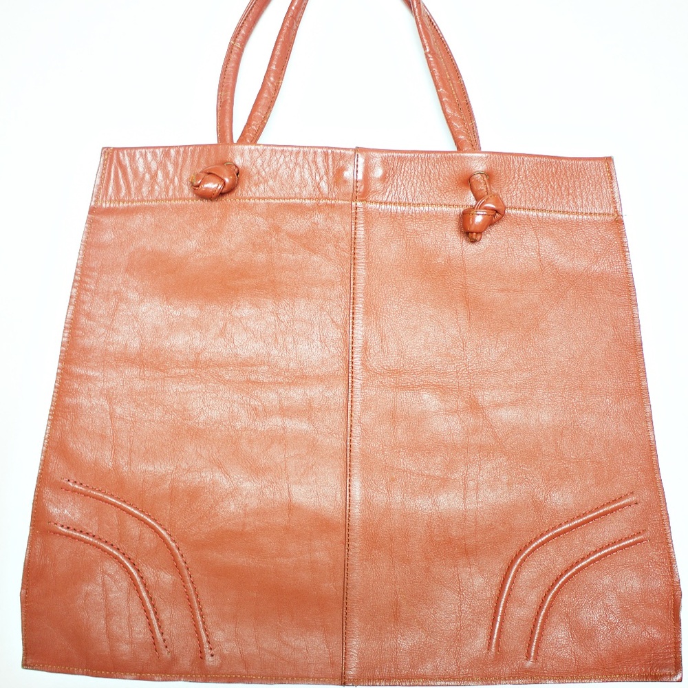Vintage Hand Bag Satchel/Hobo Bag Light Brown Snap Closure Handles Size M
